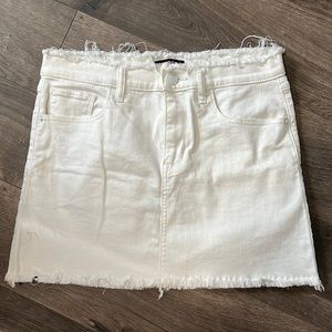 Size 6 white mini skirt